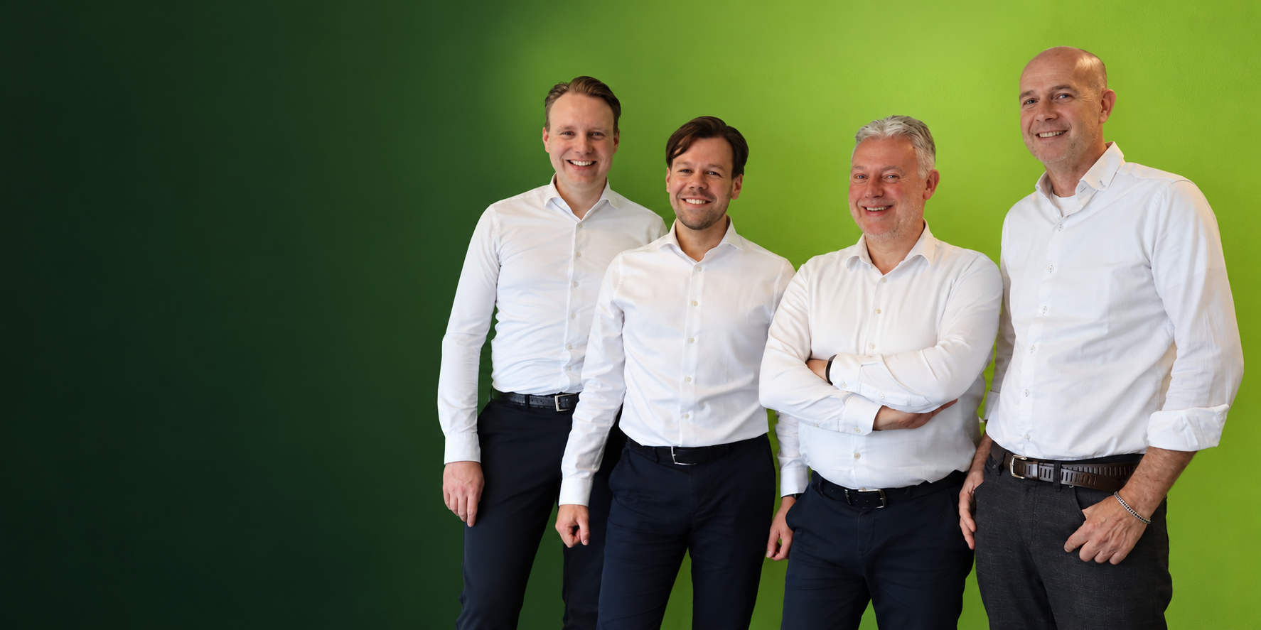 De vier adviseurs van Yoost samen op kantoor in Twello